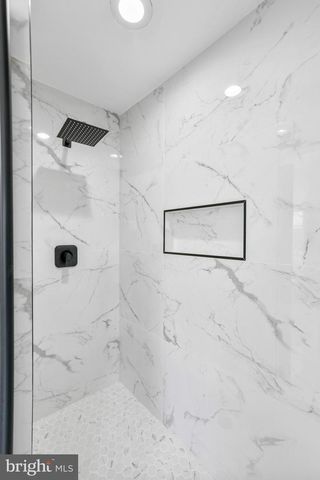 4565 GOSSAMER WAY, Fairfax, VA 22033