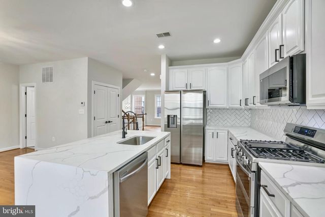 4565 GOSSAMER WAY, Fairfax, VA 22033