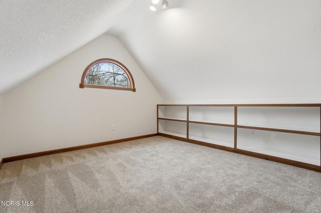 3815 Forest Trail Drive, Findlay, OH 45840