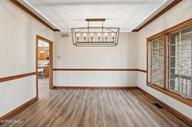 3815 Forest Trail Drive, Findlay, OH 45840