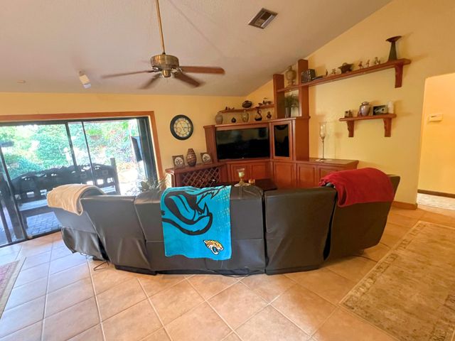 7300 NW 44TH Terrace, Fort Lauderdale, FL 33073