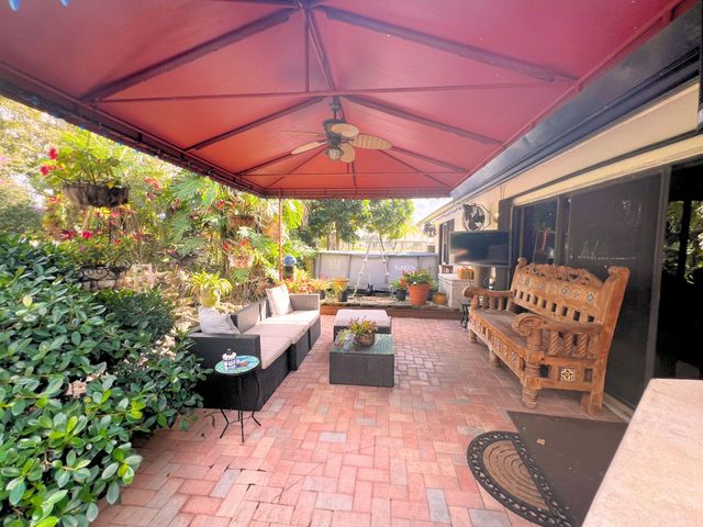 7300 NW 44TH Terrace, Fort Lauderdale, FL 33073