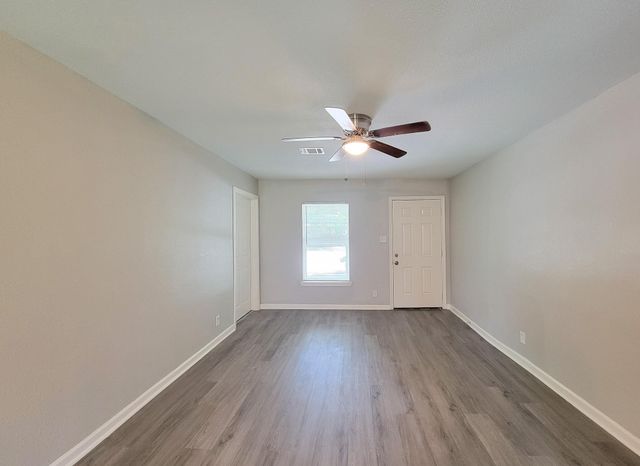 2810 Forest Oaks Boulevard, Houston, TX 77017