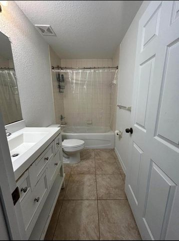 5352 NW 4TH STREET, Ocala, FL 34482