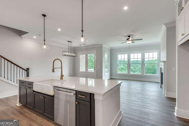 435 Maplewood Drive, Roswell, GA 30075