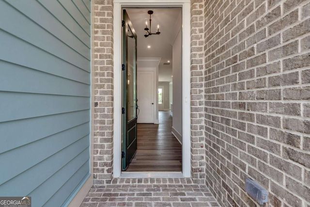 435 Maplewood Drive, Roswell, GA 30075