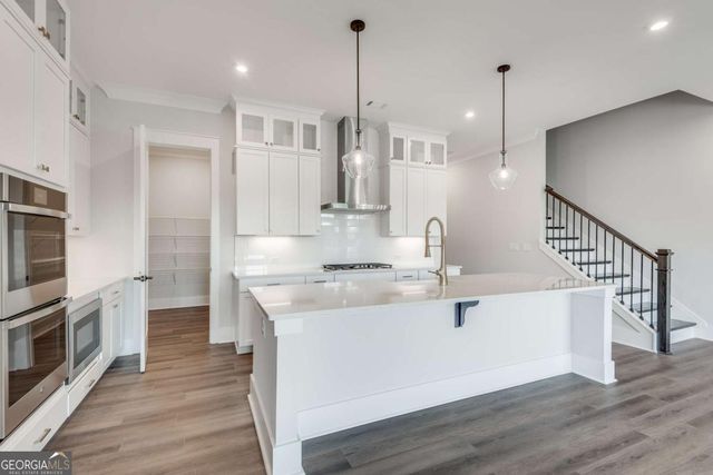 435 Maplewood Drive, Roswell, GA 30075