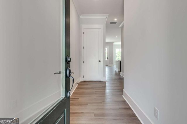 435 Maplewood Drive, Roswell, GA 30075