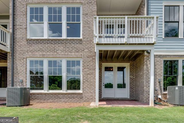 435 Maplewood Drive, Roswell, GA 30075