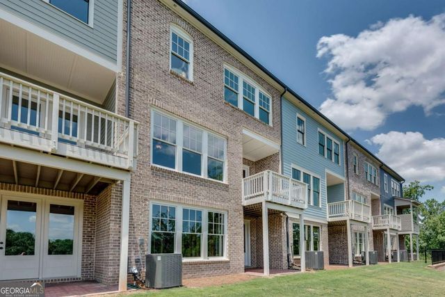 435 Maplewood Drive, Roswell, GA 30075