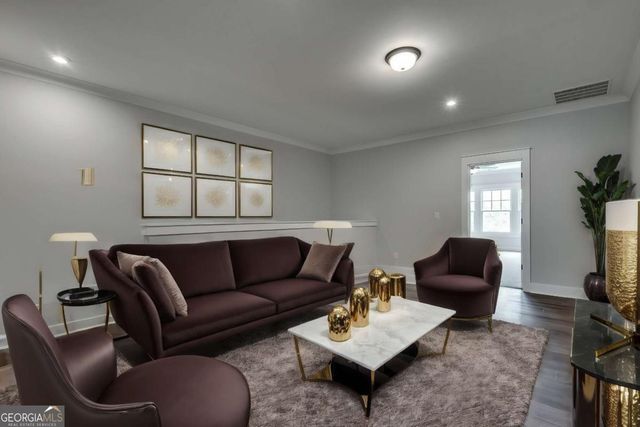 435 Maplewood Drive, Roswell, GA 30075