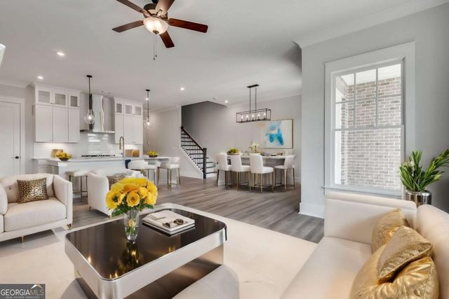 435 Maplewood Drive, Roswell, GA 30075