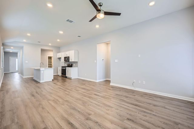 222 New Hampton WAY, San Marcos, TX 78666