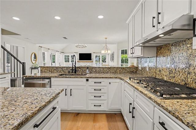 565 Wexford Hollow Run, Roswell, GA 30075