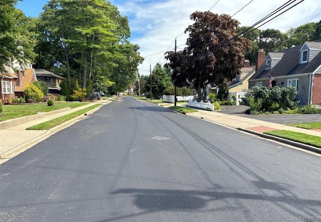 620 Grant Avenue, Baldwin, NY 11510