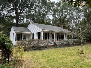 2323 Amelia Avenue, Shreveport, LA 71108