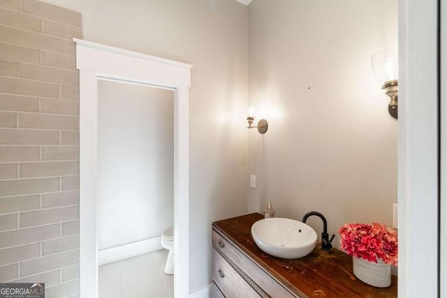 1355 Allgood Road, Athens, GA 30606