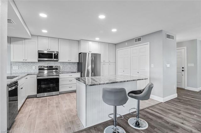 4312 S Bay CIR, North Fort Myers, FL 33903