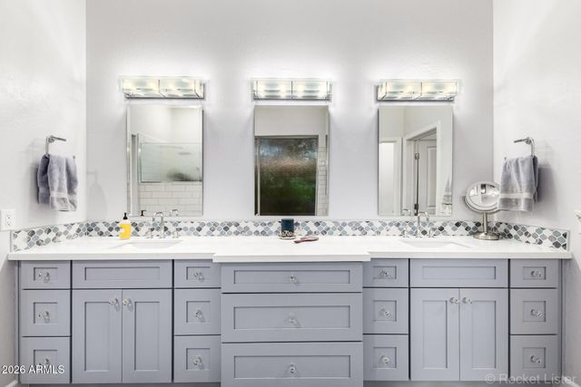 2486 W SHANNON Street, Chandler, AZ 85224