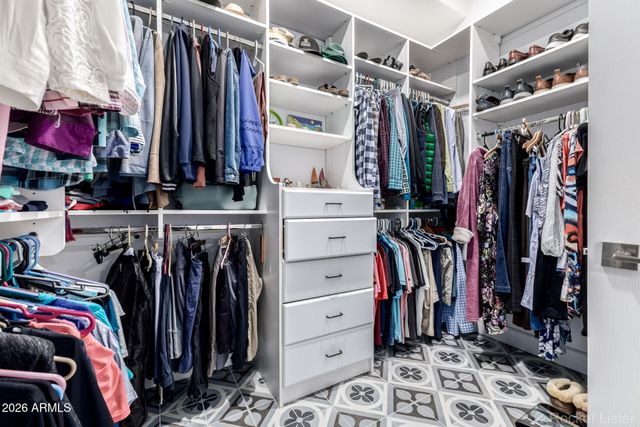 2486 W SHANNON Street, Chandler, AZ 85224