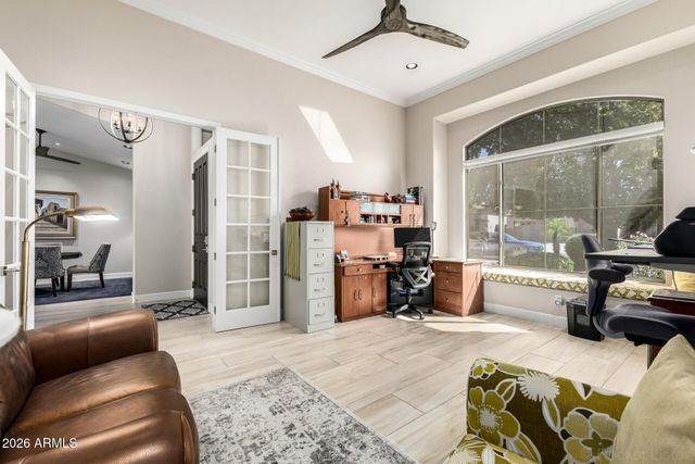 2486 W SHANNON Street, Chandler, AZ 85224