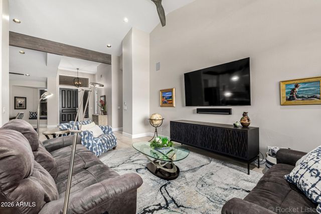 2486 W SHANNON Street, Chandler, AZ 85224