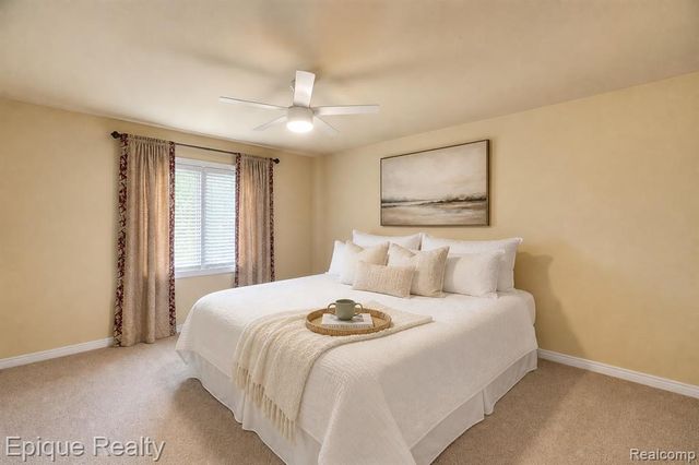 5675 Golf Pointe Drive, Clarkston, MI 48348