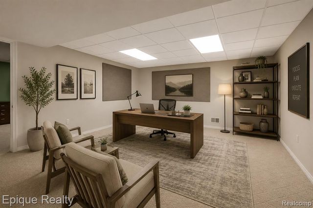 5675 Golf Pointe Drive, Clarkston, MI 48348