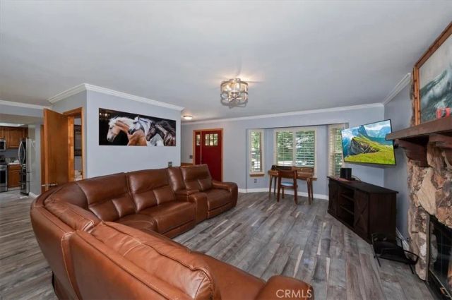 1056 Fiden Court, Crestline, CA 92325