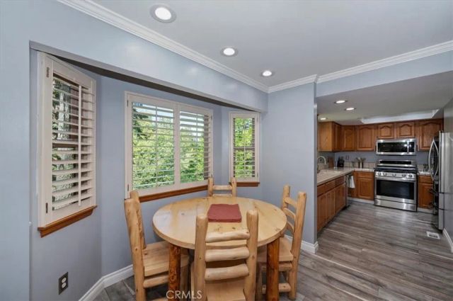 1056 Fiden Court, Crestline, CA 92325