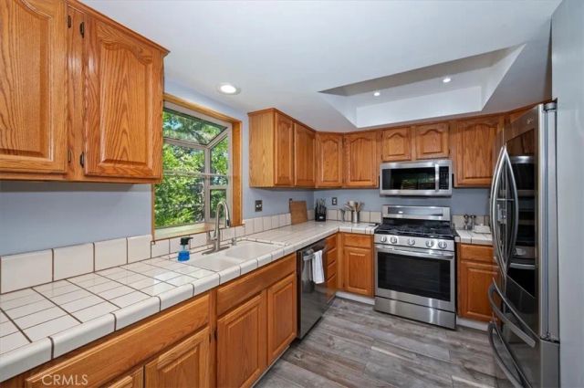 1056 Fiden Court, Crestline, CA 92325
