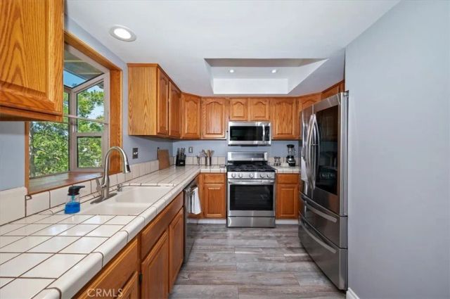 1056 Fiden Court, Crestline, CA 92325
