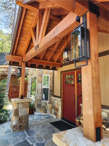 1056 Fiden Court, Crestline, CA 92325