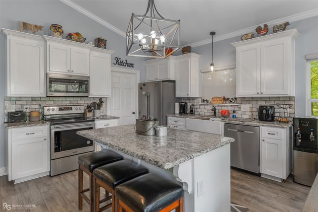 260 Circle M Road, Benton, LA 71006