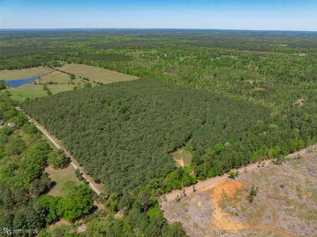 260 Circle M Road, Benton, LA 71006