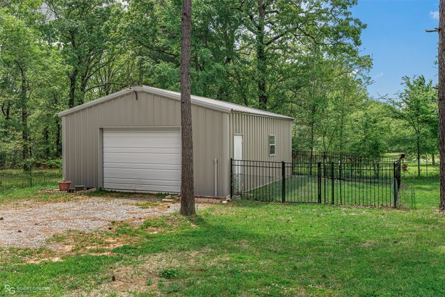 260 Circle M Road, Benton, LA 71006