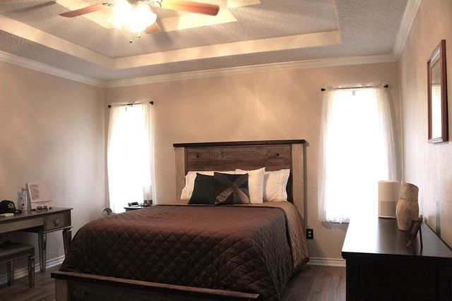 122 Lakeway Lane, Gun Barrel City, TX 75156