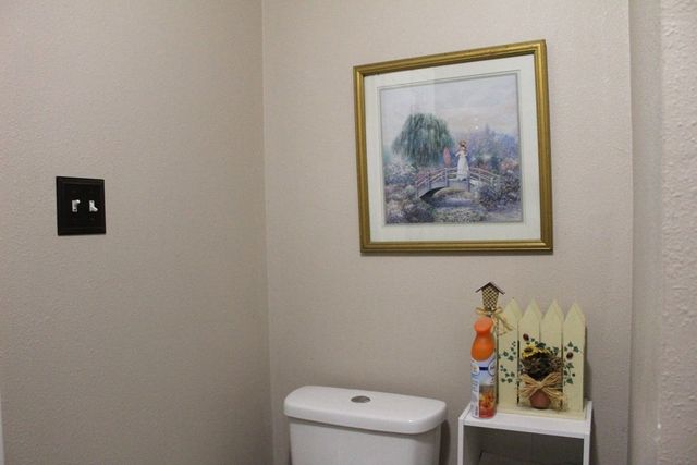 122 Lakeway Lane, Gun Barrel City, TX 75156