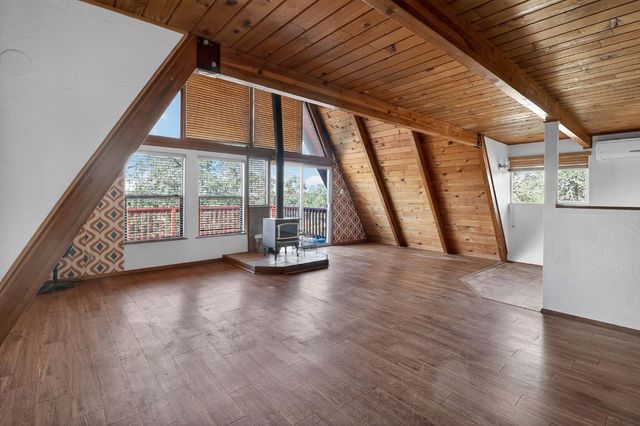 17418 Carlozzi Dr, Soulsbyville, CA 95372