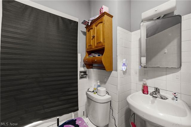 206 W 29th Street, Lorain, OH 44055