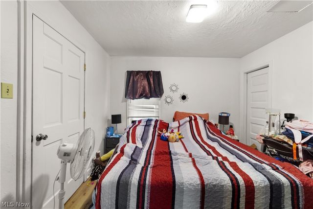 206 W 29th Street, Lorain, OH 44055