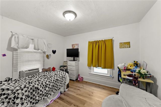 206 W 29th Street, Lorain, OH 44055