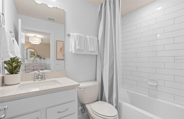 4806 FINLEY DRIVE, Davenport, FL 33837