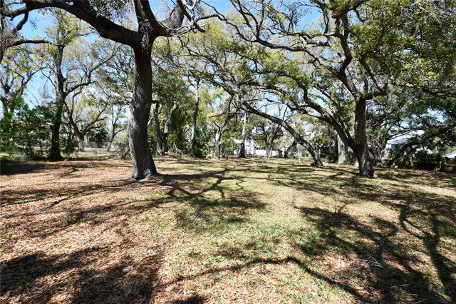 8020 INTERBAY BOULEVARD, Tampa, FL 33616