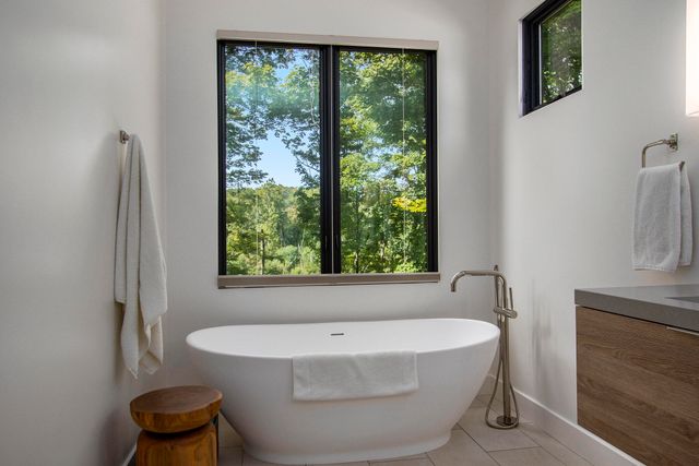 2954 Peach Creek Court, Saugatuck Twp, MI 49408