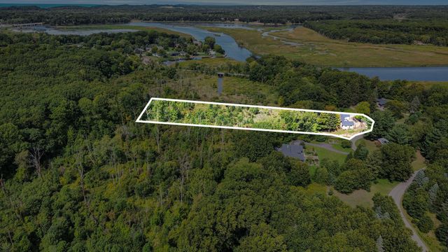 2954 Peach Creek Court, Saugatuck Twp, MI 49408