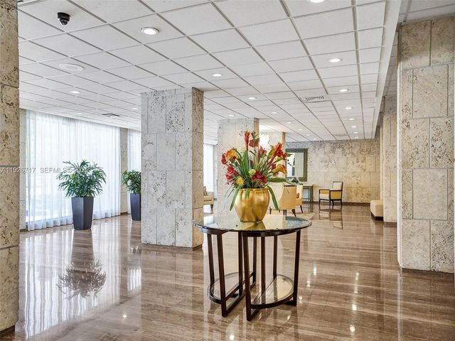 1980 S Ocean Dr 3P, Hallandale Beach, FL 33009