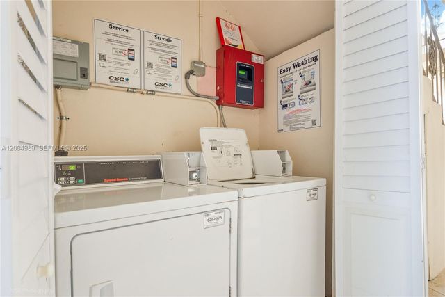 234 Antiquera Ave 9, Coral Gables, FL 33134