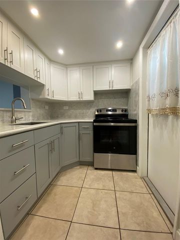 234 Antiquera Ave 9, Coral Gables, FL 33134