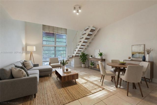 234 Antiquera Ave 9, Coral Gables, FL 33134